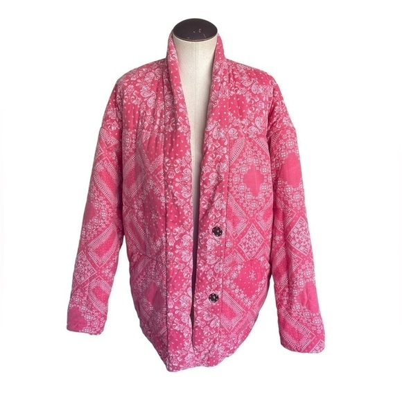 OVERLOVER Kerry Quilted Jacket in Faded Red Bandana - Picture 5 of 14